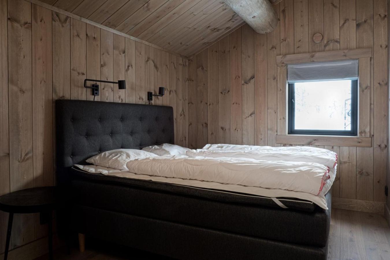 Ski-In/Ski-Out | Wi-Fi | Sauna | Pets Allowed Лофсдален Екстериор снимка